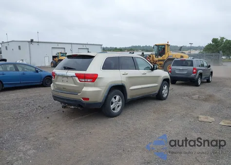 2011 Jeep Grand Cherokee Laredo из США, поврежденный, VIN 1J4RR4GGXBC571966